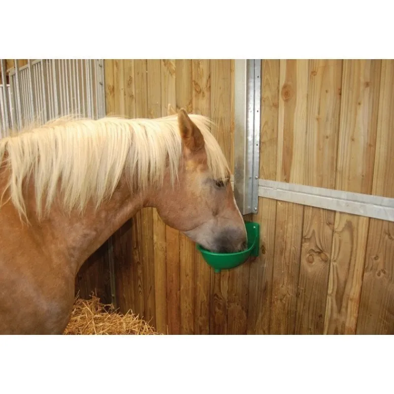 LA GEE Abreuvoir chevaux à palette icale Autodrink - La Gée< Abreuvoirs Chevaux